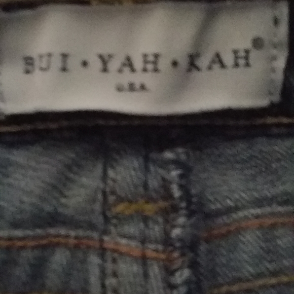 BuiYahKah 28x29 Stitch Pocket Bootcut Jeans - Picture 6 of 6
